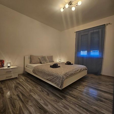 Apartman Smit أوماغ المظهر الخارجي الصورة
